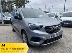 2019 (19 PLATE) VAUXHALL COMBO 2300 SPORTIVBE S/S AIR CON EURO 6 ULEZ COMPLIANT