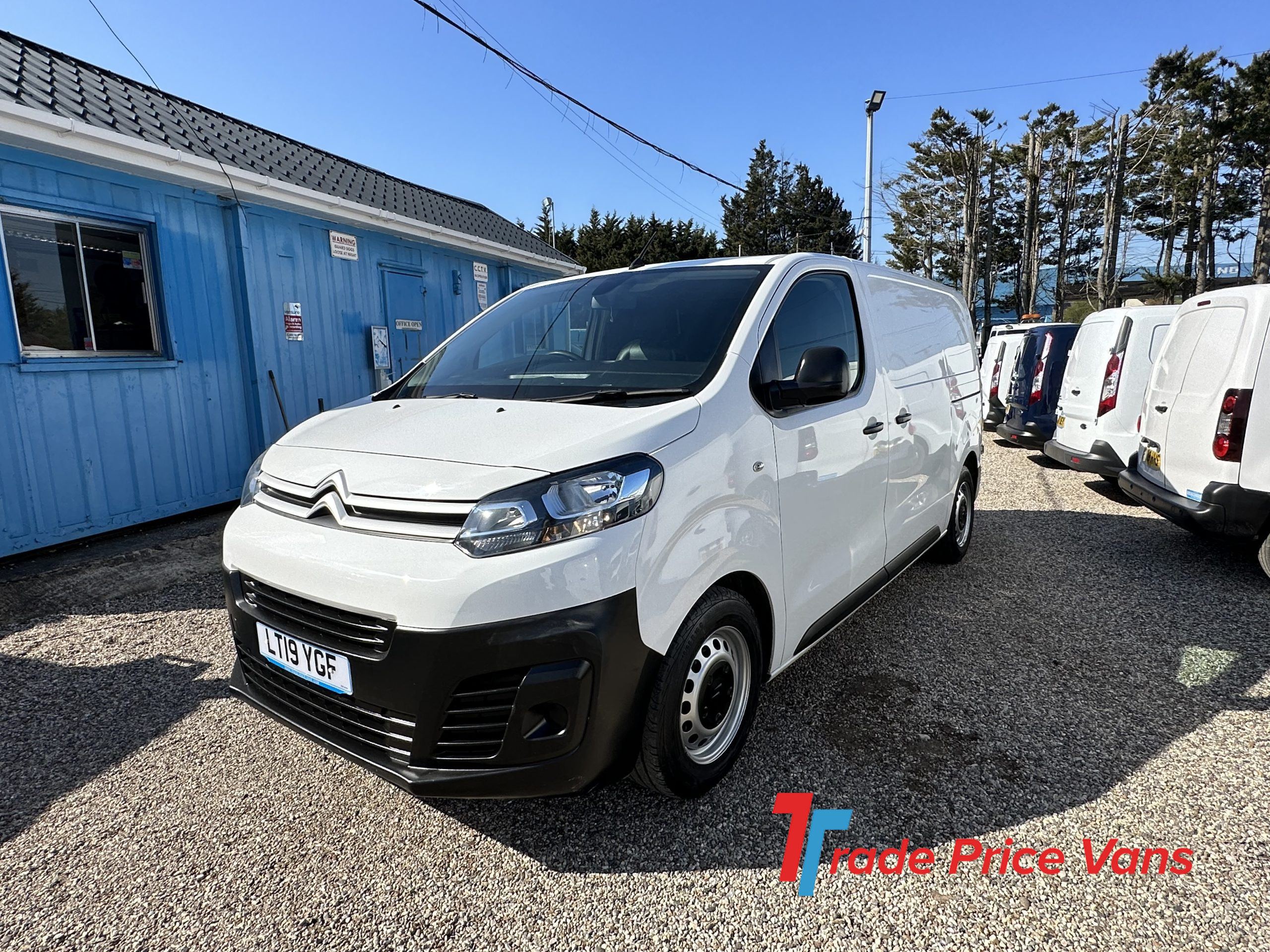 CITROEN DISPATCH VAN FOR SALE IN ESSEX Trade Price Vans