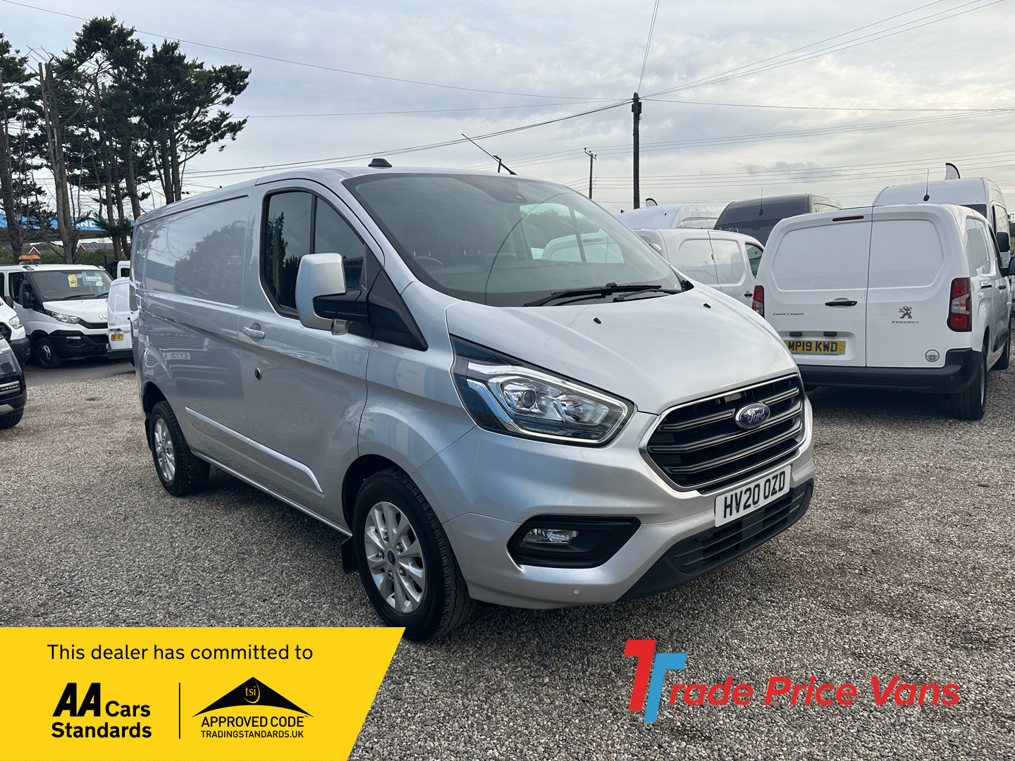 FORD TRANSIT CUSTOM LIMITED PANEL VAN AIR CON HEATED SEATS EURO 6 ULEZ