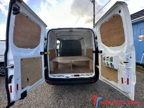 FORD TRANSIT CUSTOM 300 BASE L2 H1 AIR CON EURO 6 ULEZ COMPLIANT VANS FOR SALE IN ESSEX USED VANS FOR SALE IN ESSEX