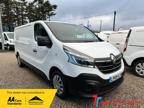 RENAULT TRAFIC LL30 BUSINESS + ENERGY AIR CON EURO 6 ULEZ COMPLIANT VANS FOR SALE IN ESSEX USED VANS FOR SALE IN ESSEX