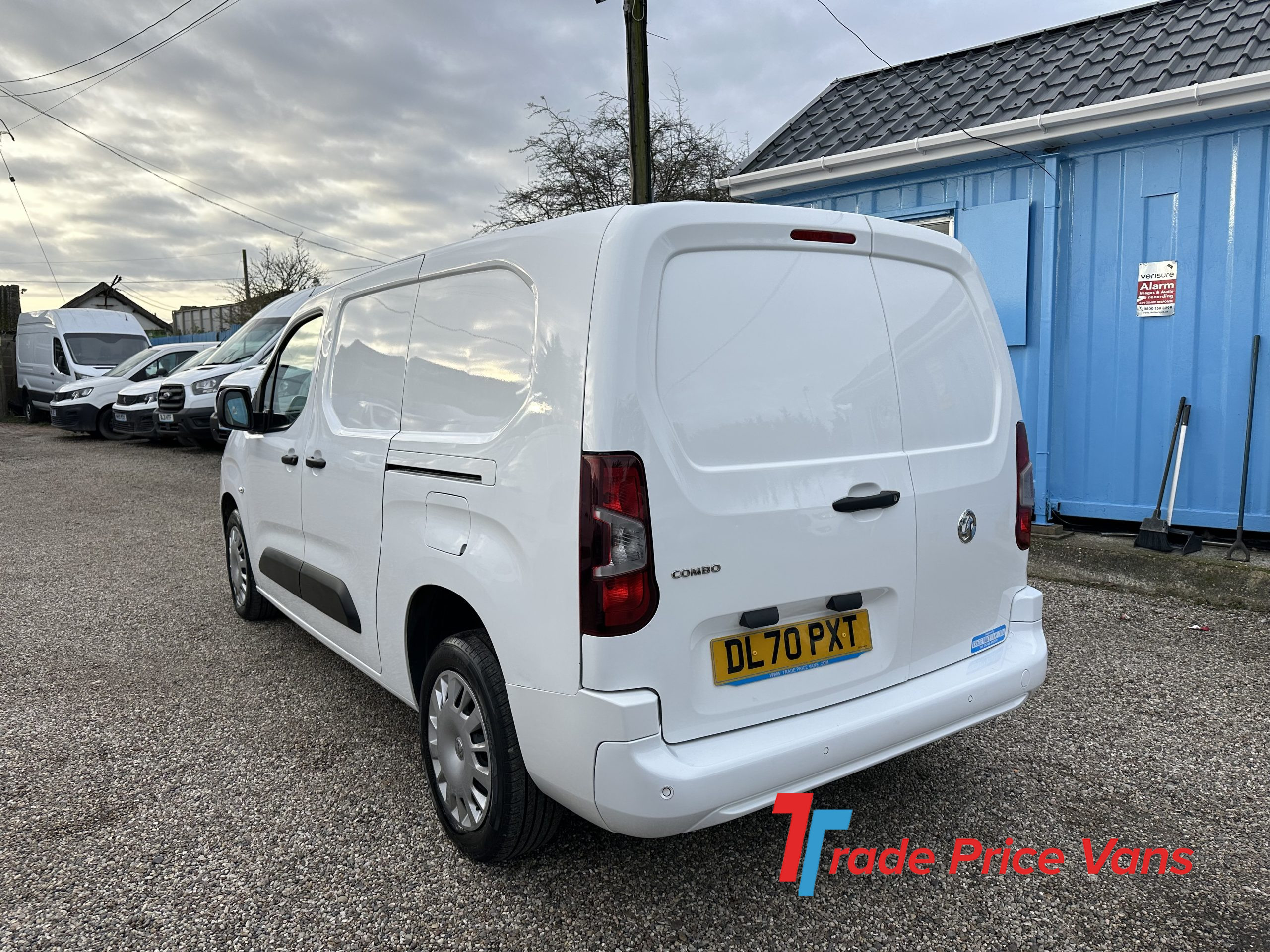 Vauxhall Combo 2300 Sportive TD S/S Panel Van (2020 70 Plate) with Air