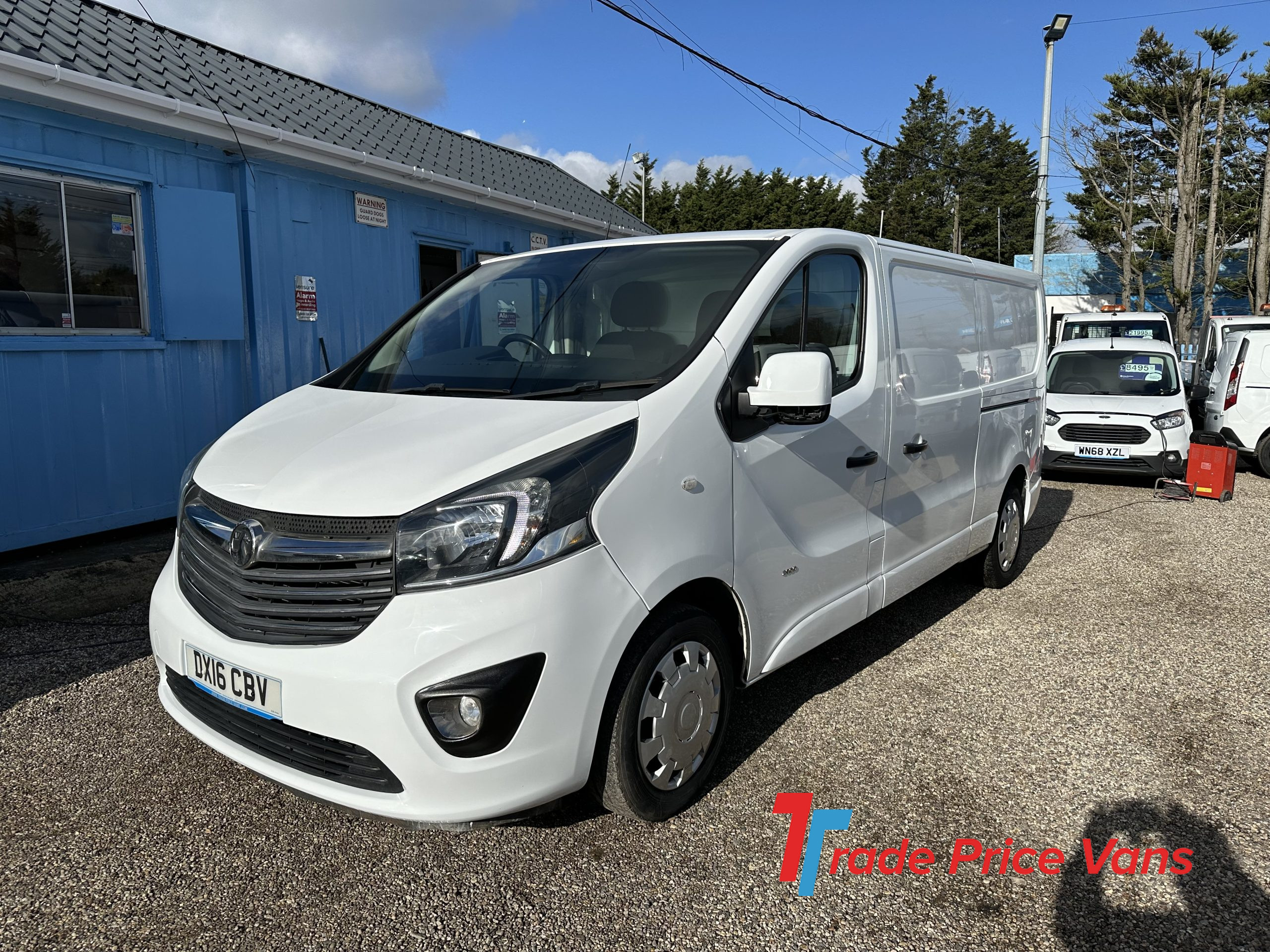 VAUXHALL VIVARO L2 H1 SPORTIVE EURO 6 ULEZ COMPLIANT VANS FOR SALE IN