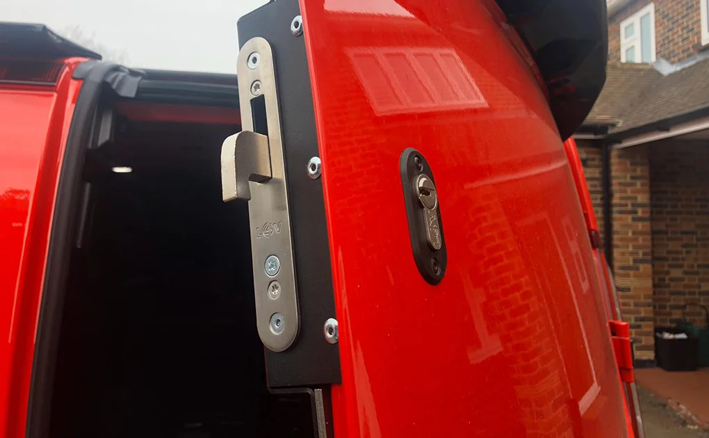 L4V Hook Lock