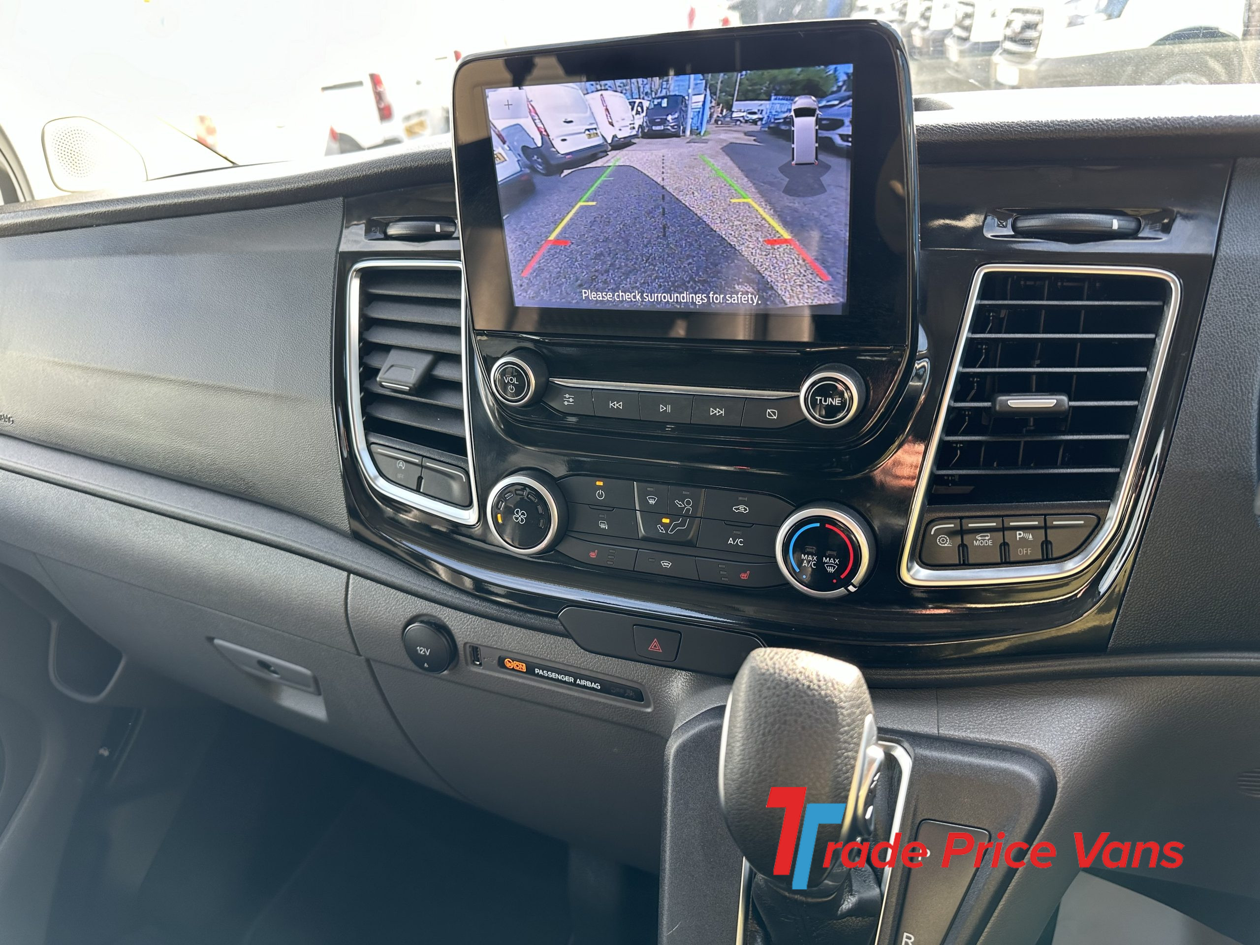 FORD TRANSIT CUSTOM 320 SPORT AUTOMATIC FOR SALE IN ESSEX USED VANS FOR