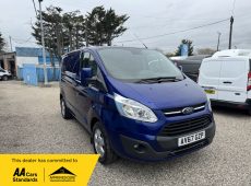 2017 (67 PLATE) FORD TRANSIT CUSTOM 270 LIMITED L1 PANEL VAN AIR CON HEATED SEATS EURO 6 ULEZ COMPLIANT ** NO VAT **