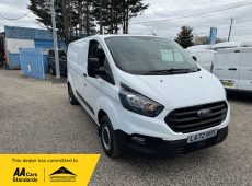 2022 (72 PLATE) FORD TRANSIT CUSTOM 300 LEADER EBLUE L2 PANEL VAN FULL SERVICE HISTORY 33K MILES EURO 6 ULEZ COMPLIANT