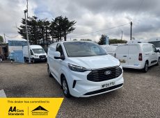 2024 (24 PLATE) FORD TRANSIT CUSTOM 320 LIMITED EBLUE * AUTOMATIC * L1 H1 PANEL VAN 36K MILES 135PS